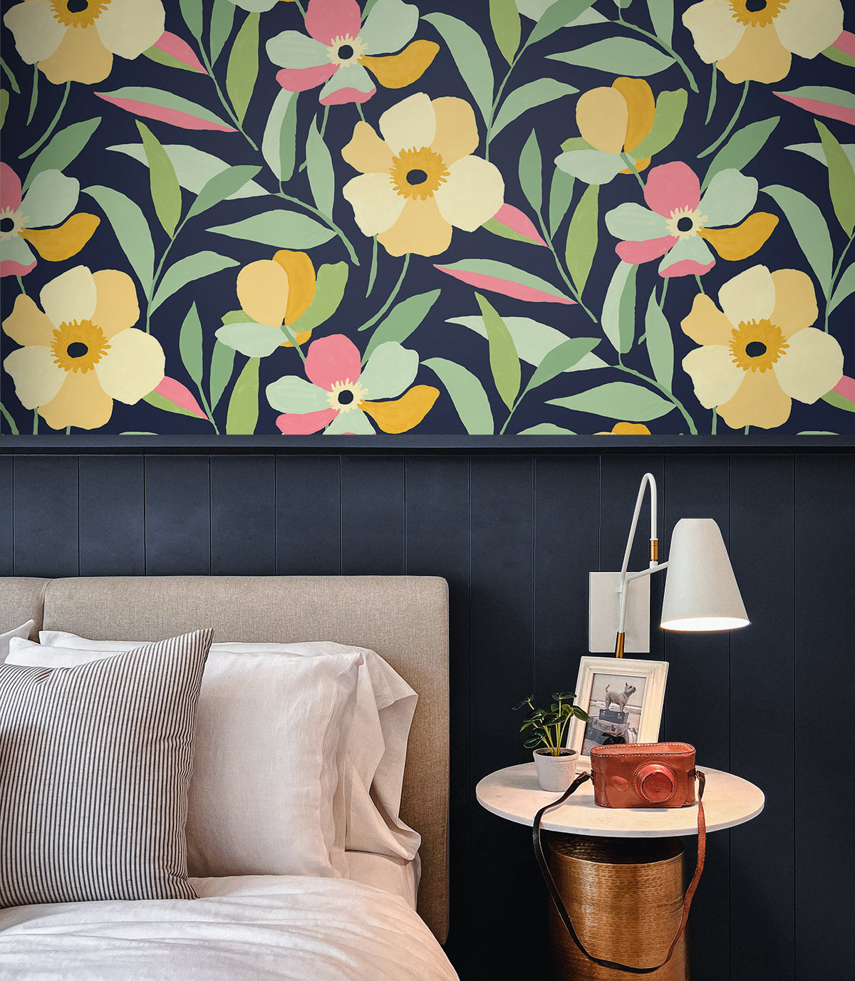 Garden Block Floral Vinyl Wallpaper