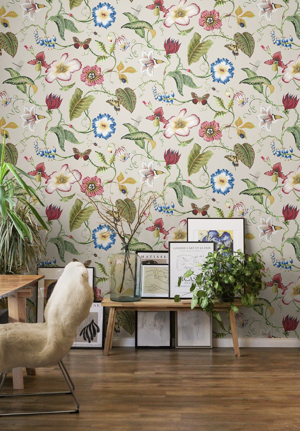 Summer Garden Floral Vinyl Wallpaper