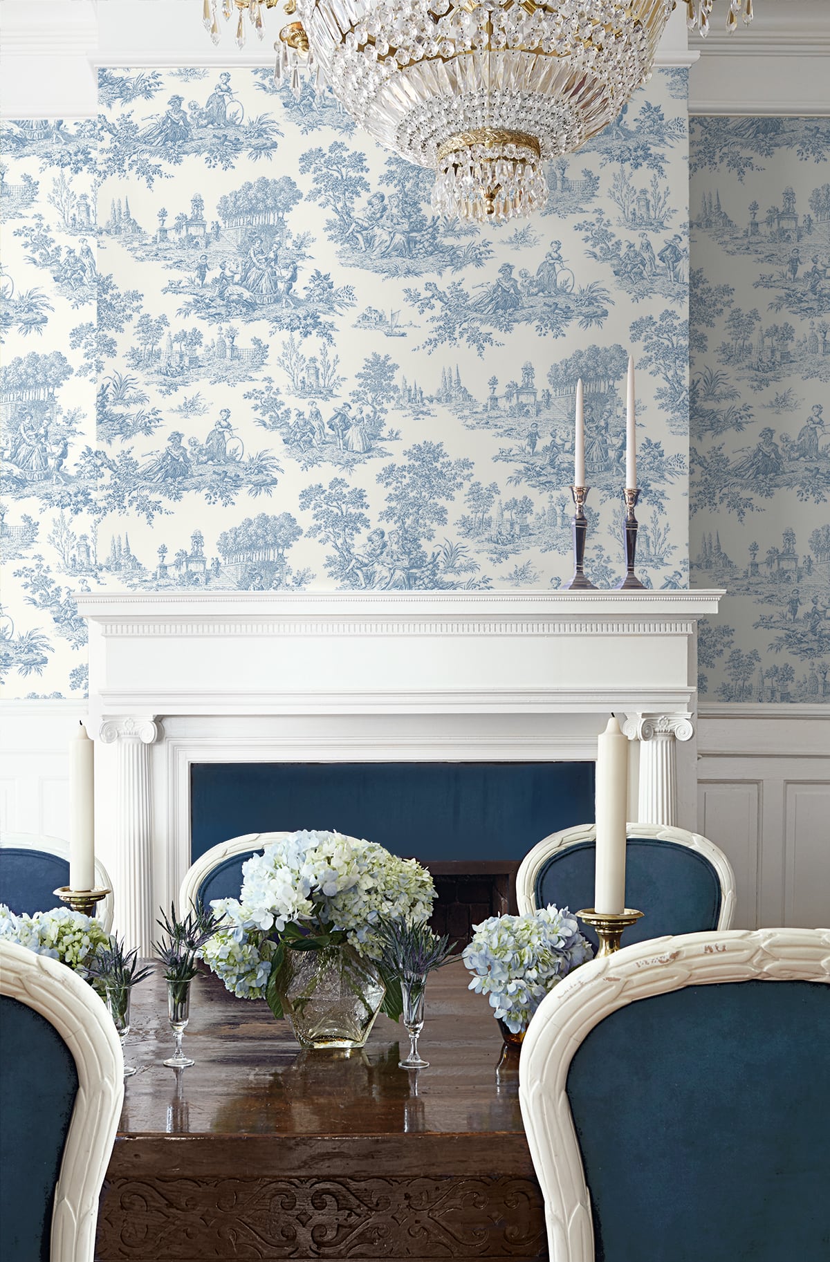 Chateau Toile Vinyl Wallpaper