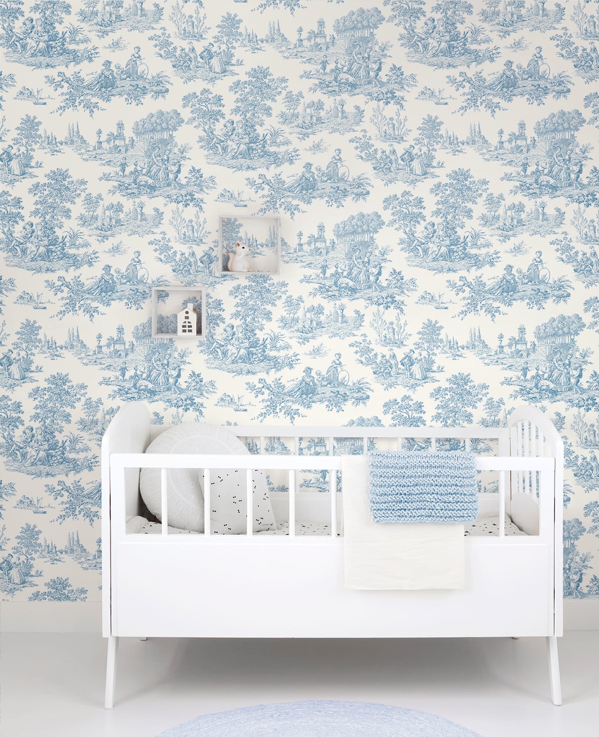 Chateau Toile Vinyl Wallpaper