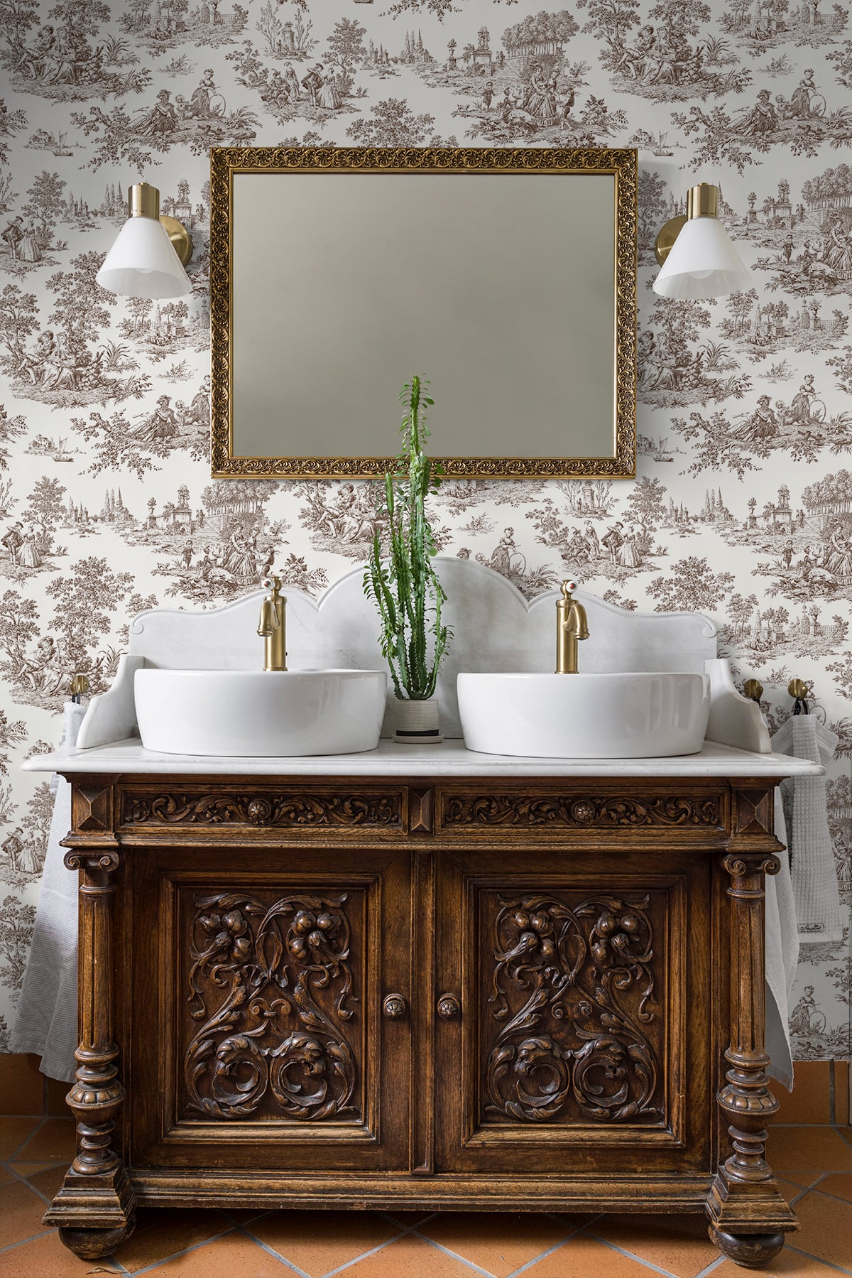 Chateau Toile Vinyl Wallpaper