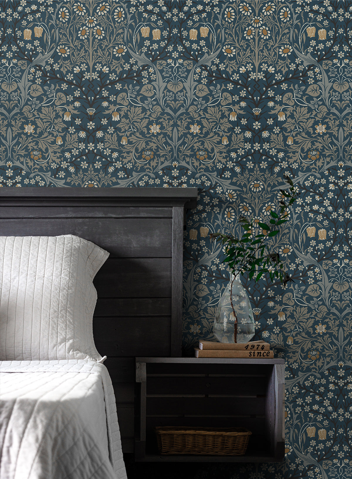 Victorian Garden Vinyl Wallpaper