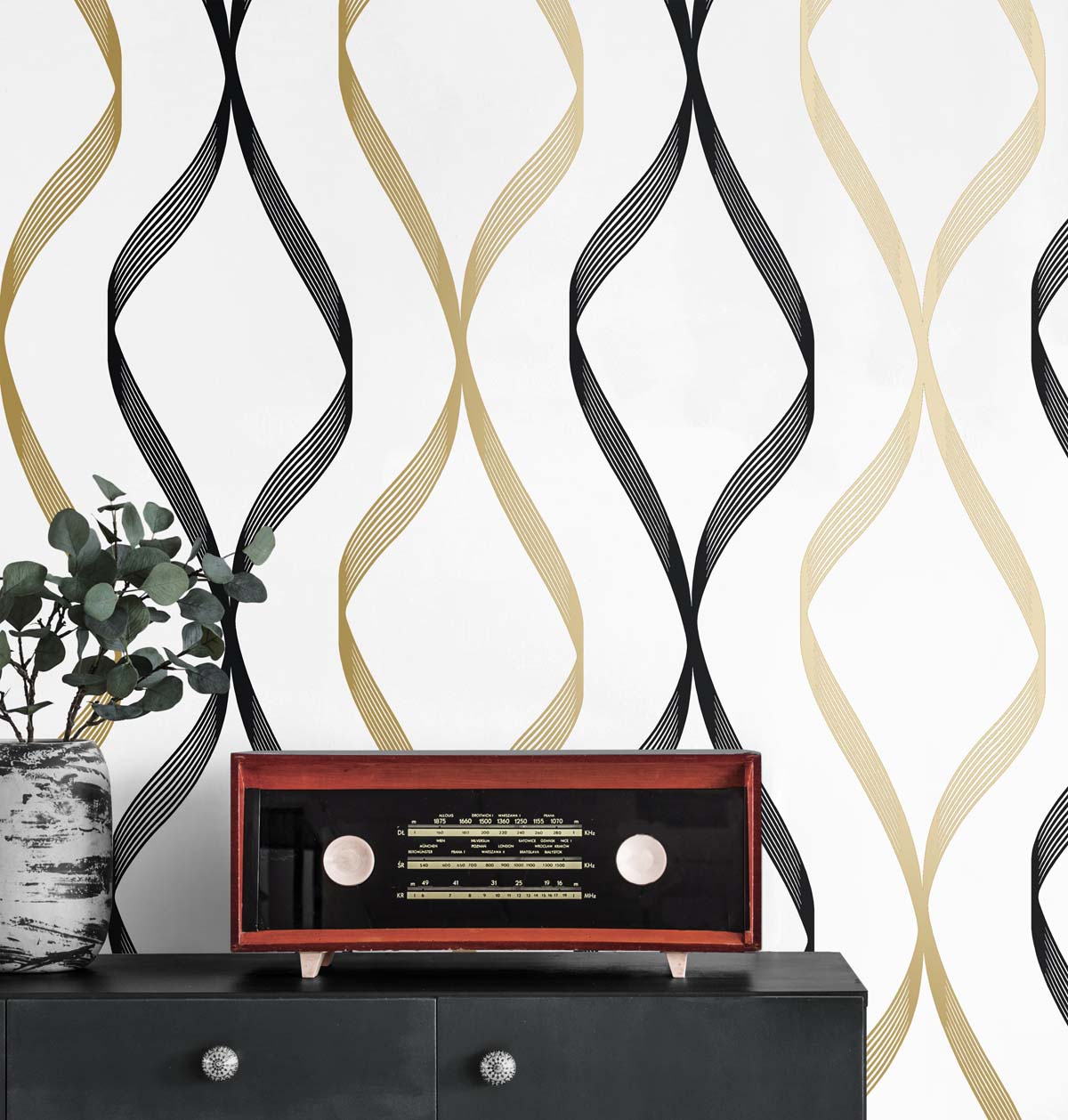 Ogee Ribbon Vinyl Wallpaper