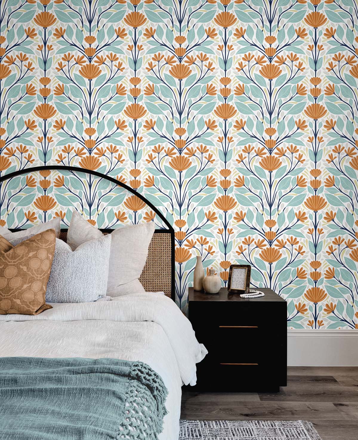 Folk Floral Vinyl Wallpaper