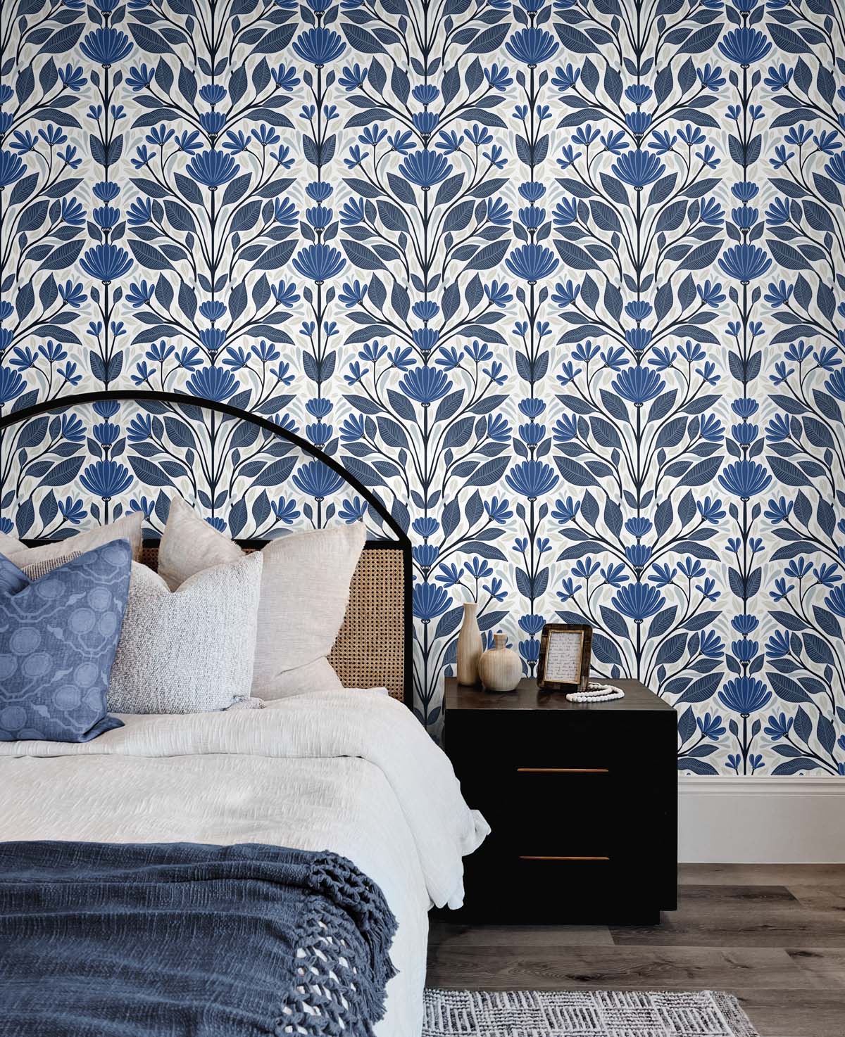 Folk Floral Vinyl Wallpaper