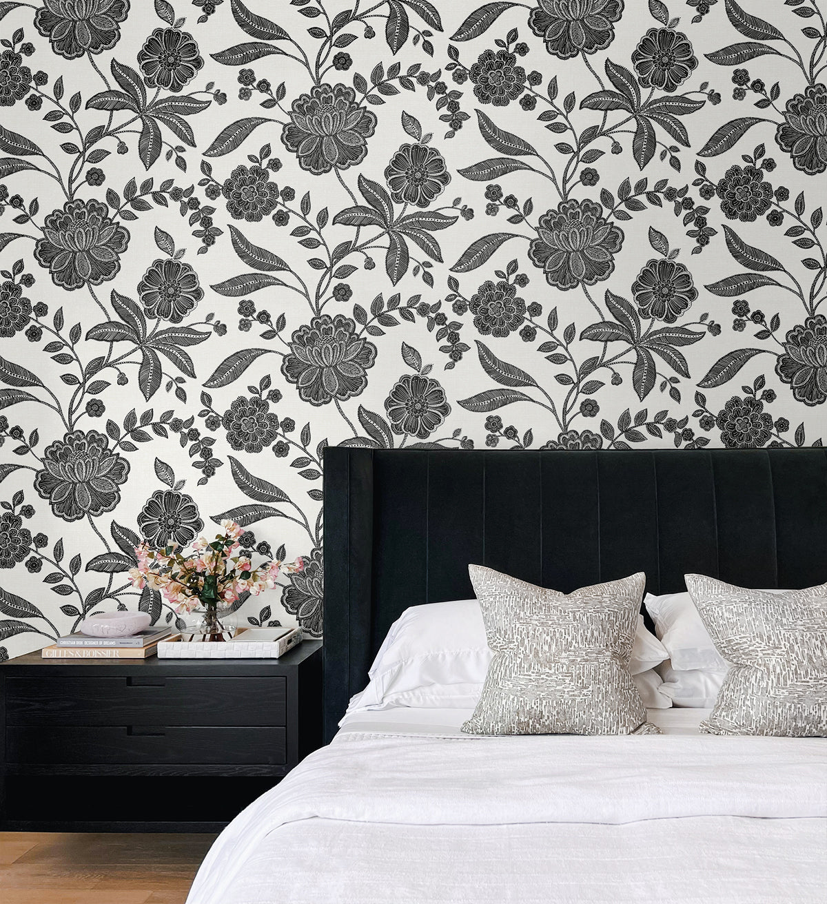 Julian Jacobean Floral Vinyl Wallpaper