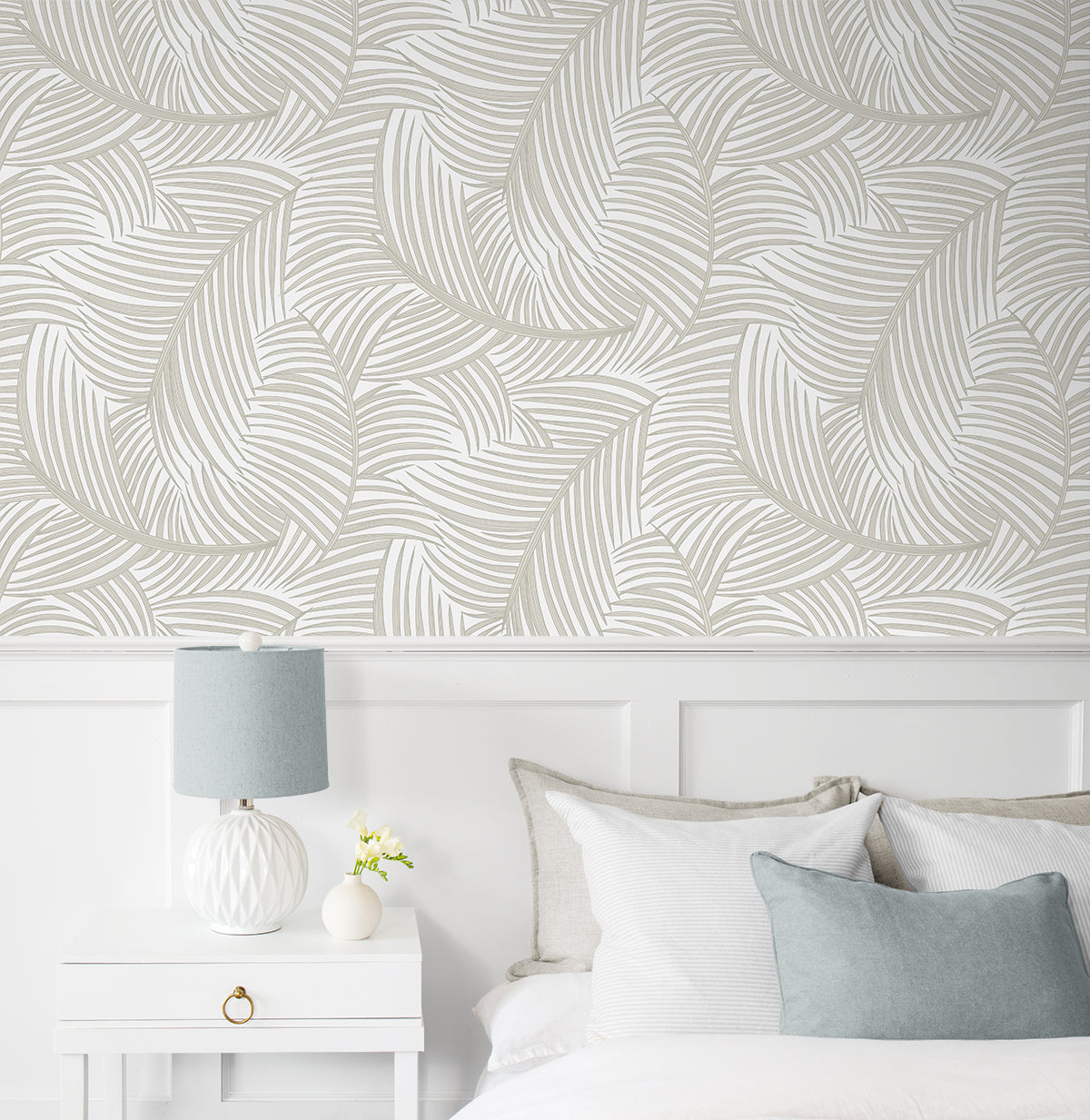 Tossed Palm Fronds Vinyl Wallpaper