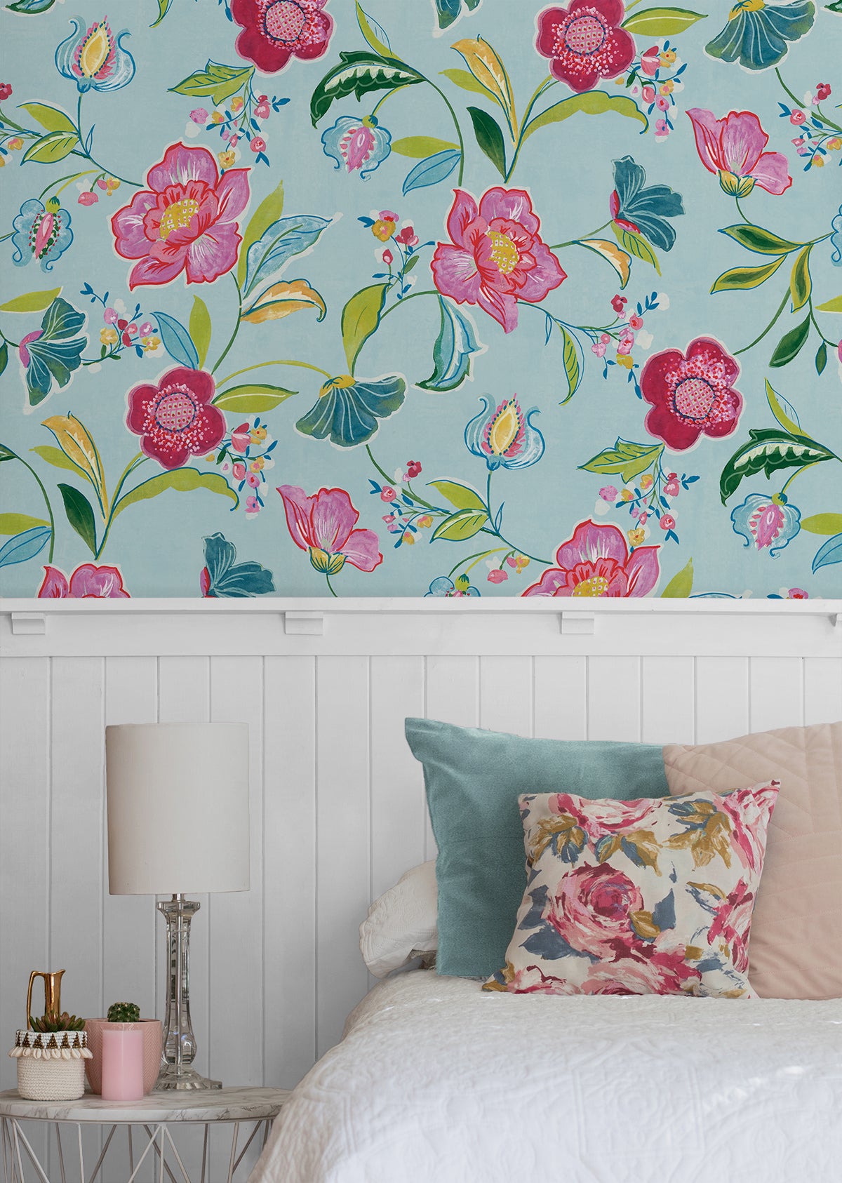 Painterly Floral Vinyl Wallpaper