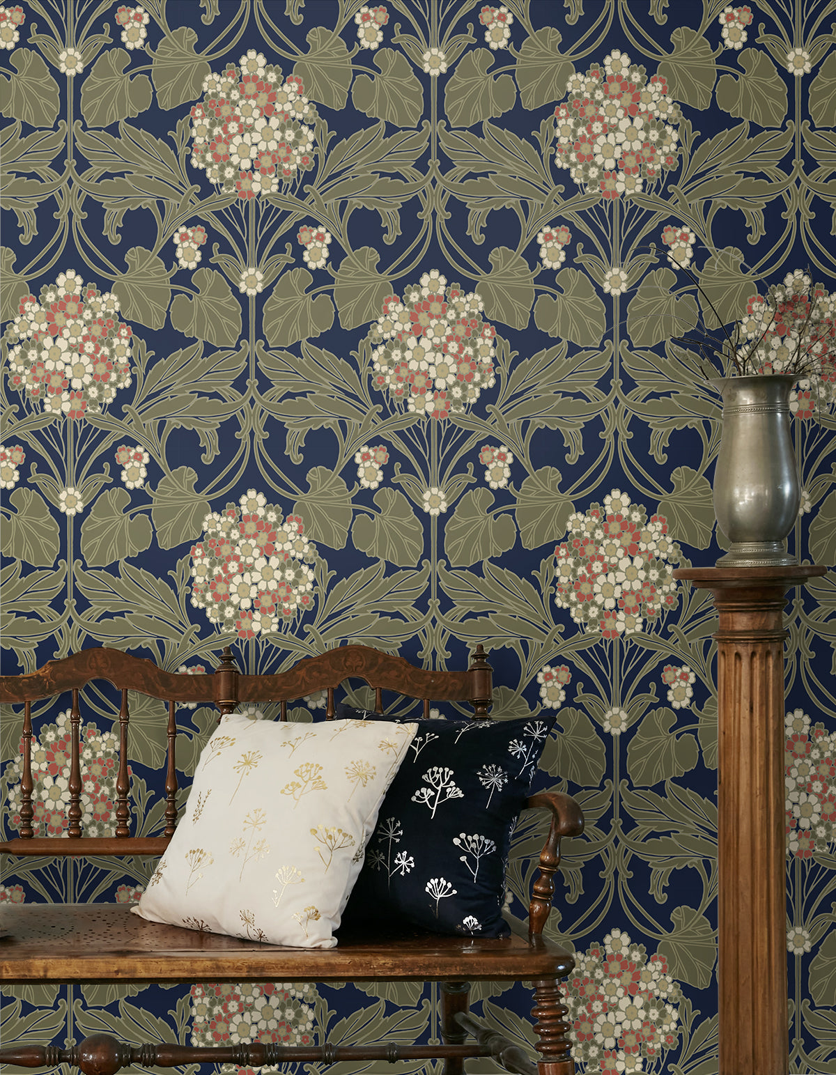 Houilles, Floral Hydrangea, 20.9 in. x 32.81 ft. = 57.5 sq. ft, Wallpaper Roll