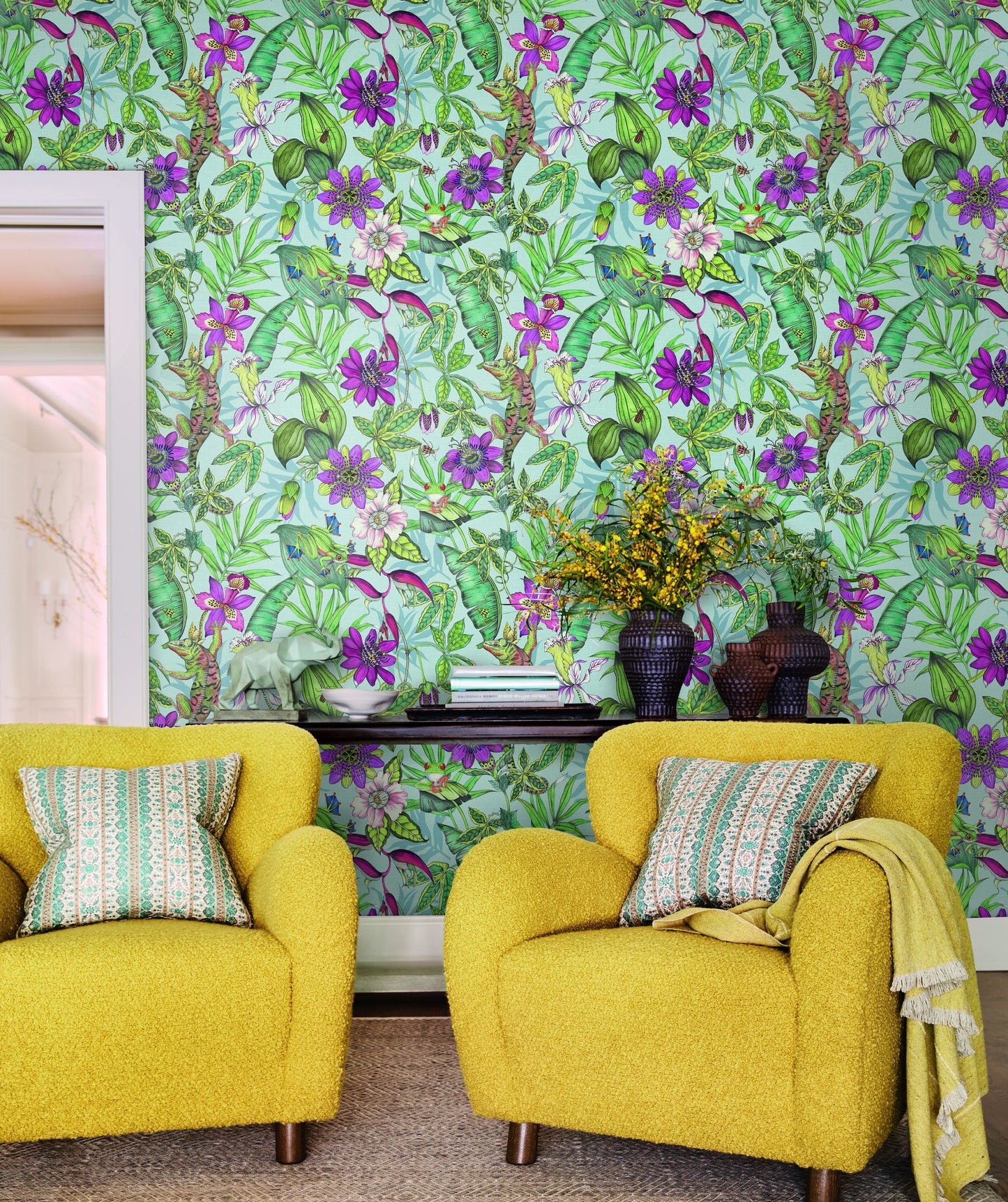 Pasadena Rainforest Non-woven Unpasted Wallpaper